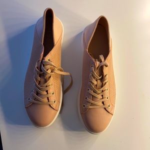 These are lightly worn dark pink/beige platforms.